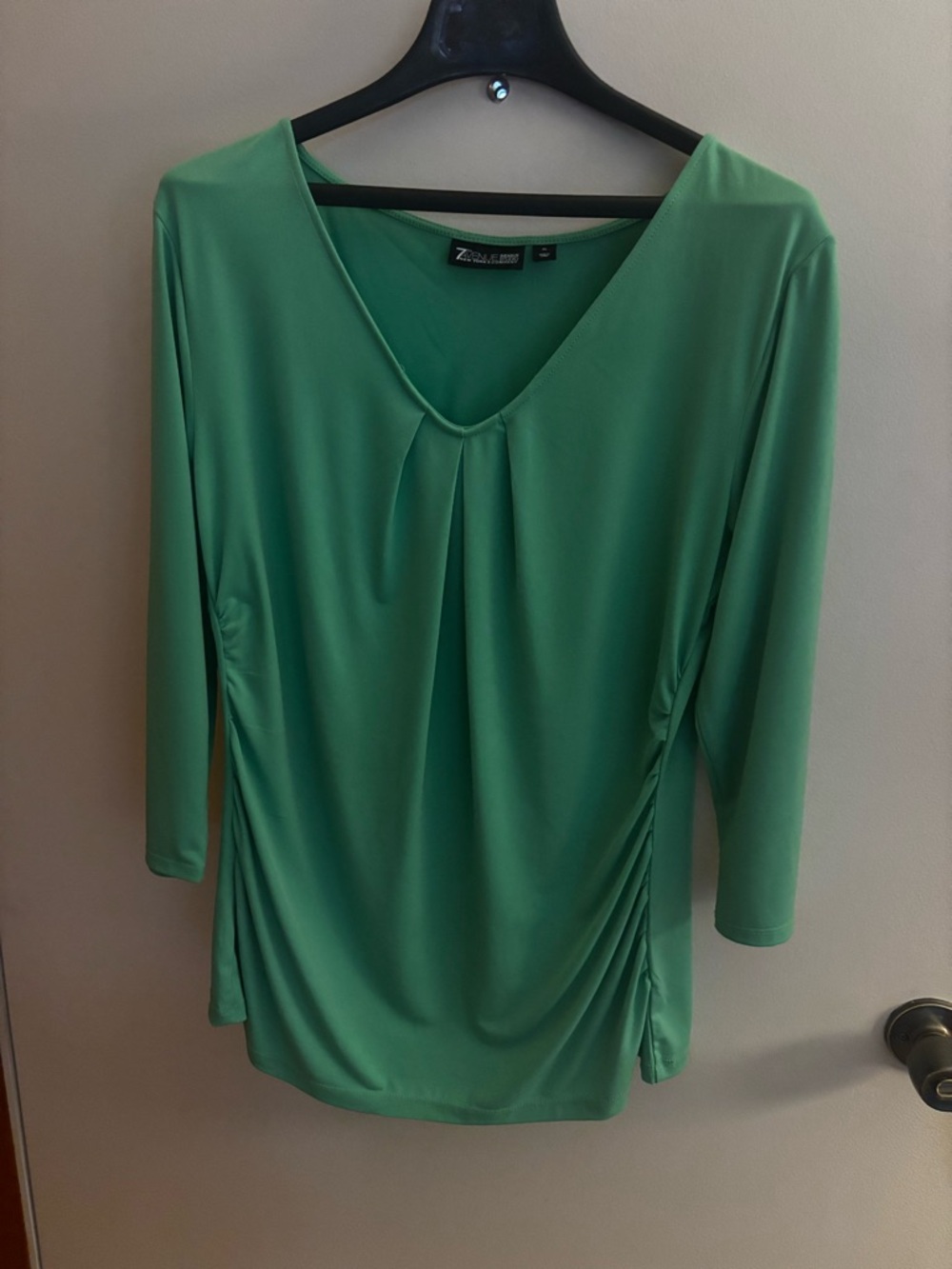 7th Avenue Design Stuio Seafoam Green V-Neck Ruched Side Blouse
